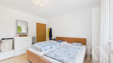 Schlafzimmer - Gepflegte Eigentumswohnung mit Fernblick und Balkon in Saarbrücken-Eschringen