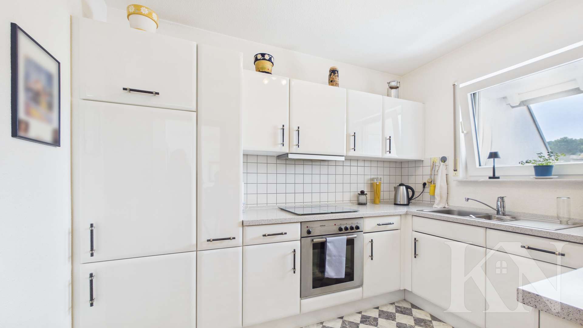 Küche - Gepflegte Eigentumswohnung mit Fernblick und Balkon in Saarbrücken-Eschringen