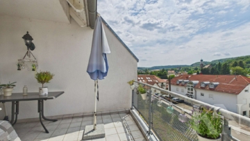 Balkon - Gepflegte Eigentumswohnung mit Fernblick und Balkon in Saarbrücken-Eschringen