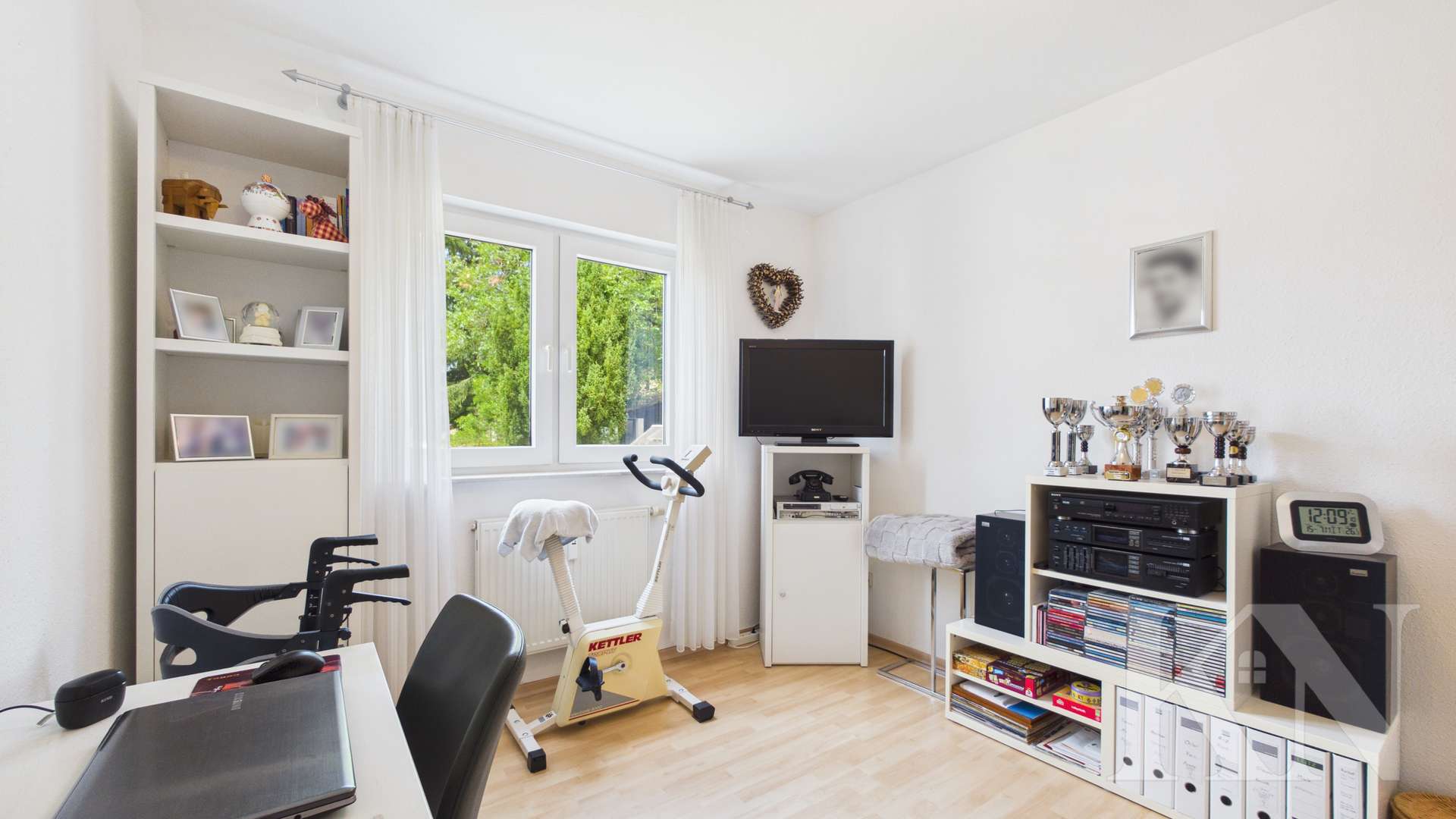 Arbeitszimmer - Gepflegte Eigentumswohnung mit Fernblick und Balkon in Saarbrücken-Eschringen
