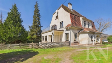 Altbauvilla mit Charme & Schieflage – 200 m² Wohnfläche auf 1.085 m² Grundstück, 66333 Völklingen, Villa