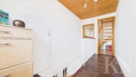 Flur 1.OG - Wohnen & Wohlfühlen – Ihr neues Zuhause in Bruchmühlbach-Miesau