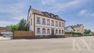 Außenaufnahme Seitenansicht - Wohnen & Wohlfühlen – Ihr neues Zuhause in Bruchmühlbach-Miesau
