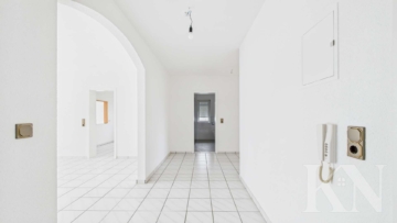 Diele - Ruhig gelegen & mit Weitblick: 4-ZKB-Mietwohnung mit Terrasse in Riegelsberg!