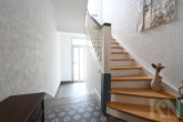 Treppenhaus - Stadtvilla mit Altbaucharme in Brebach
