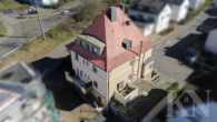 Drohnenaufnahme - Stadtvilla mit Altbaucharme in Brebach