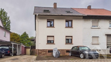 Zweifamilienhaus in ruhiger Wohnlage von St. Ingbert, 66386 Sankt Ingbert, Zweifamilienhaus