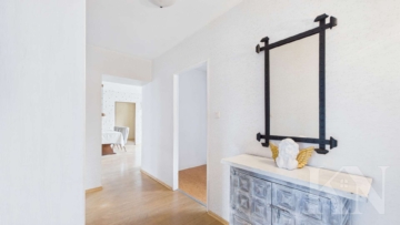 Flur EG - Familienfreundliche Doppelhaushälfte mit Garten, Keller und Ausbaumöglichkeit in Heusweiler!