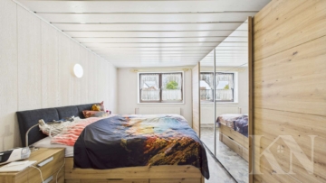 Schlafzimmer EG - Mehrfamilienhaus mit großem Potenzial in Gersheim – PV-Anlage und separate Scheune