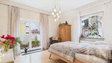 Schlafzimmer EG - Stadtvilla mit Altbaucharme in Brebach