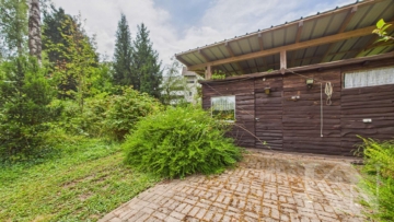 Gartenhaus auf dem Grundstück - Attraktive Gelegenheit: Großes Grundstück in Riegelsberg – ideal für Familien oder Investoren!