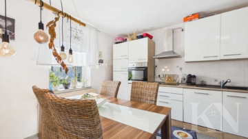 EG Küche - Einfamilienhaus mit Potenzial in Quierschied – Wohnhaus mit zwei möglichen Wohneinheiten
