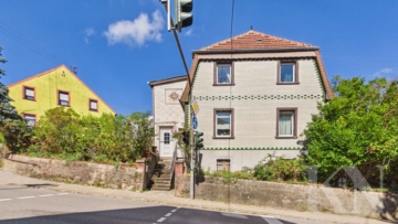 Frontansicht - Einfamilienhaus mit Potenzial in Quierschied – Wohnhaus mit zwei möglichen Wohneinheiten