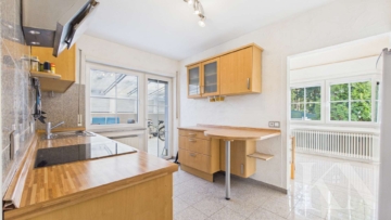 Küche - Großzügiges Wohnen in Merzig – Einfamilienhaus mit Garten, Balkon & Wintergarten
