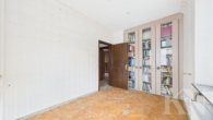 1. Obergeschoss Haupthaus - Zentrale Stadtlage: Vielseitiges Mehrfamilienhaus mit Arztpraxis!