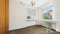 2. Obergeschoss - Zentrale Stadtlage: Vielseitiges Mehrfamilienhaus mit Arztpraxis!