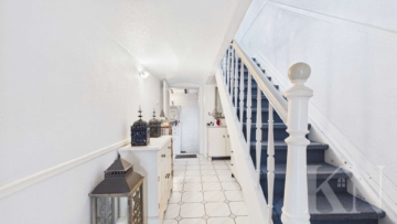 Diele - Vielseitiges Ein- bis Zweifamilienhaus in Saarbrücken-Güdingen!