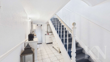 Diele - Vielseitiges Ein- bis Zweifamilienhaus in Saarbrücken-Güdingen!