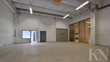 Zufahrt - Top Ausgestattete Lagerhalle in zentraler Lage!