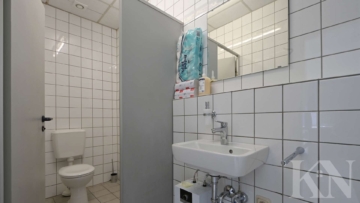 WC - Top Ausgestattete Lagerhalle in zentraler Lage!