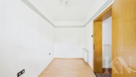 Separates Zimmer Obergeschoss - Charmantes Zweifamilienhaus mit Ausbaureserve in Riegelsberg