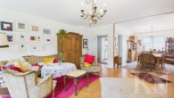 Wohn,-Essbereich - Zwei,- bis Dreifamilienhaus in Top-Lage