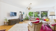 Wohnzimmer - Zwei,- bis Dreifamilienhaus in Top-Lage