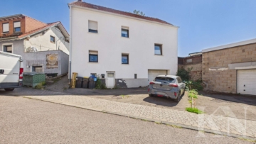 Außenansicht - Freistehendes Einfamilienhaus mit Entwicklungspotenzial in Bischmisheim