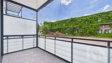 Balkon - Großzügige 3-Zimmer-Neubauwohnung mit Ankleide und Balkon