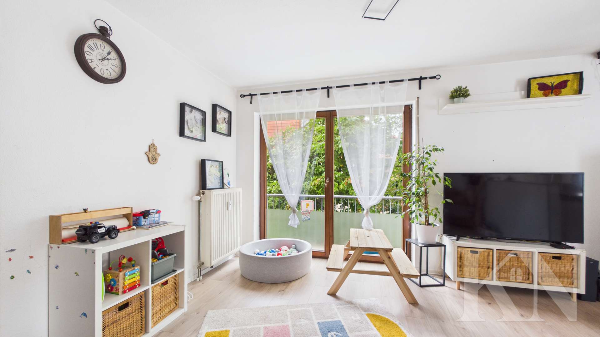 Wohnzimmer - Maisonettewohnung mit Hauscharakter in gefragter Wohnlage von Riegelsberg