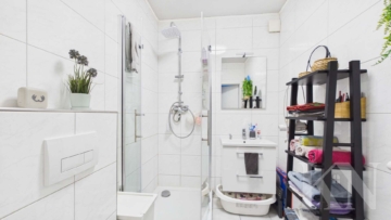 Badezimmer - Maisonettewohnung mit Hauscharakter in gefragter Wohnlage von Riegelsberg