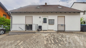 Außenansicht - Maisonettewohnung mit Hauscharakter in gefragter Wohnlage von Riegelsberg