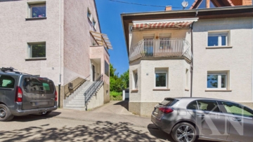 Vorderansicht - Gepflegte Doppelhaushälfte mit Terrasse, Balkon & ausgebautem Dachgeschoss