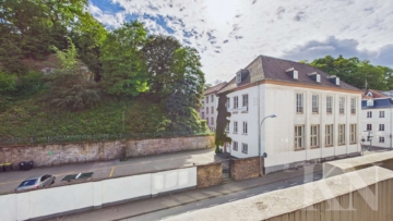 Ausblick - Nähe Schloss: Attraktive Einzimmerwohnung für Kapitalanleger