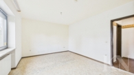 Schlafzimmer - Gepflegte Eigentumswohnung mit Garage & Balkon in Völklingen-Heidstock