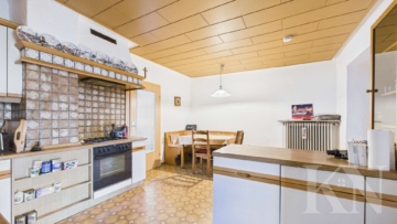 Küche - Geräumiges Einfamilienhaus mit Garten, Garage und vielfältigen Möglichkeiten!