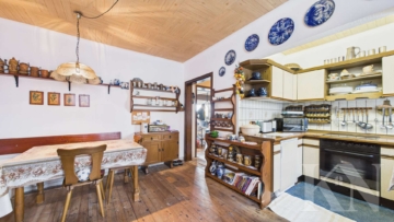 Esszimmer EG - Charmantes Ein-Zweifamilienhaus in Spiesen-Elversberg