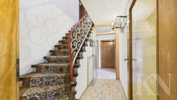 EG Flur - Großzügiges Ein-/Zweifamilienhaus mit traumhaftem Fernblick, großem Grundstück & flexiblem Wohnkonzept in Überherrn-Berus!