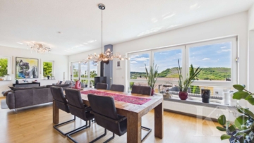 Wohn- Essbereich - Stilvoll wohnen mit Wellness, Pool und Fernblick